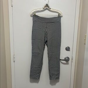 Trendy Black and White Gingham Pants​